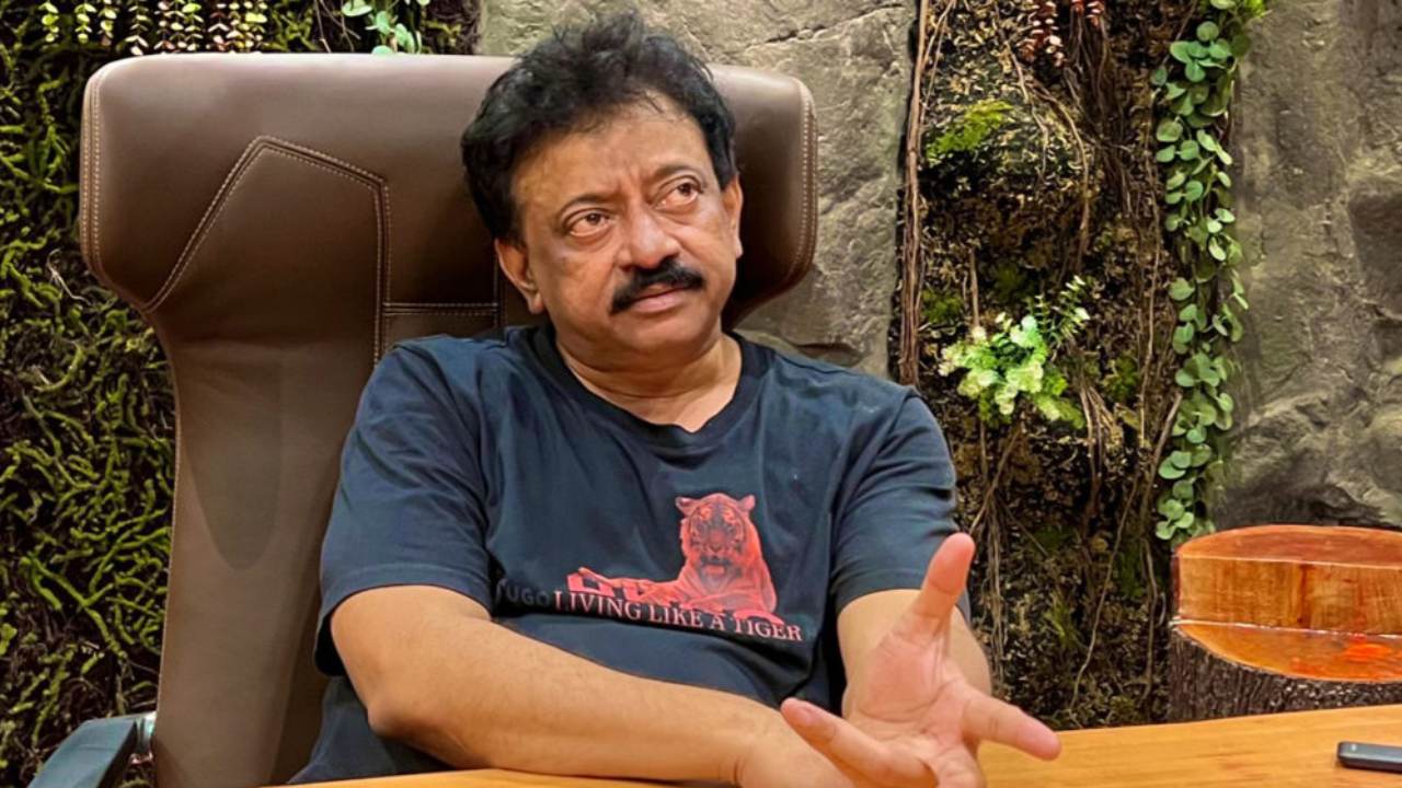 RGV : ఏ సినిమా ఫ్లాప్ అయినా పట్టించుకోని ఆర్జీవీ.. ఆ సినిమా ఫ్లాప్ అయితే మాత్రం బాధపడ్డాడు తెలుసా.. RGV : ఏ సినిమా ఫ్లాప్ అయినా పట్టించుకోని ఆర్జీవీ.. ఆ సినిమా ఫ్లాప్ అయితే మాత్రం బాధపడ్డాడు తెలుసా..