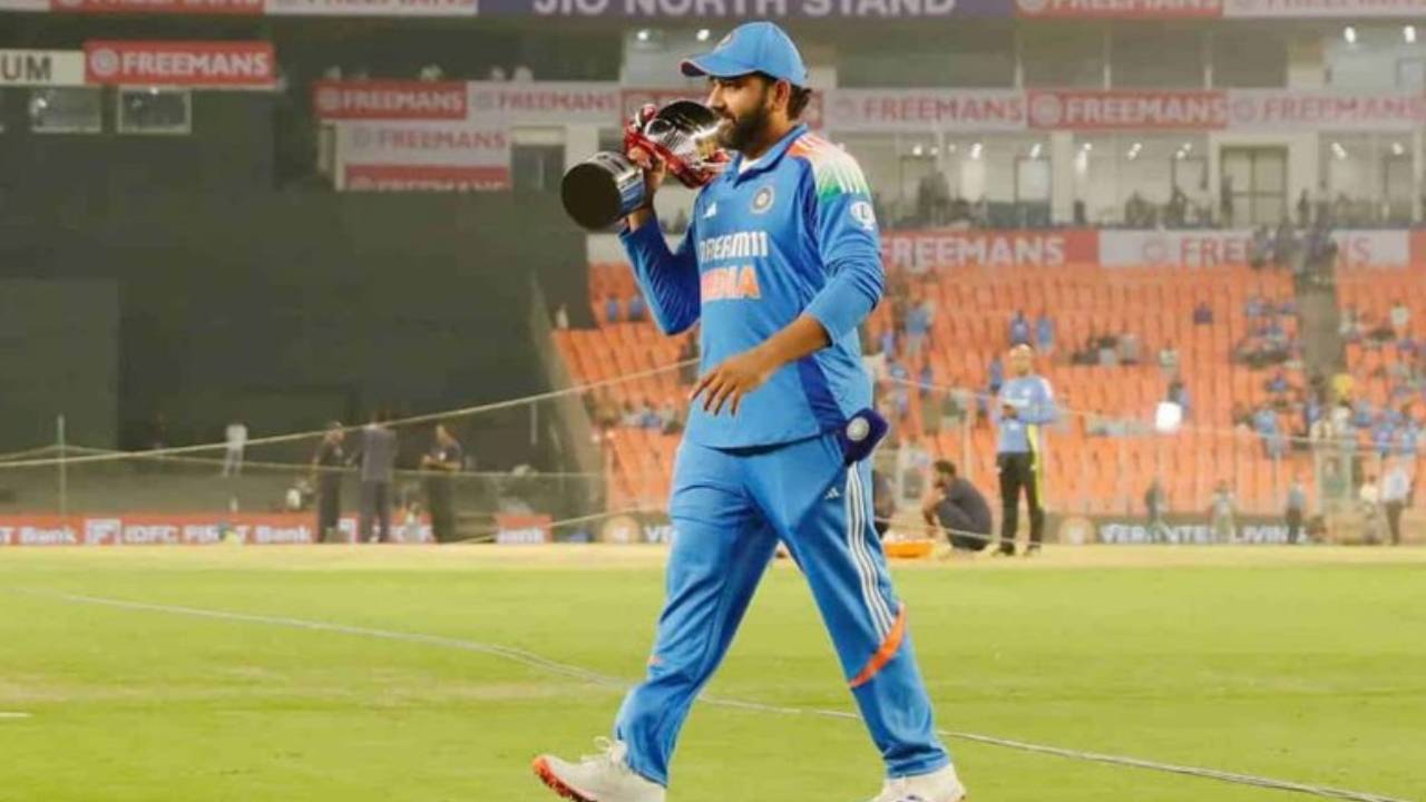 Rohit Sharma : కెప్టెన్సీలో చరిత్ర సృష్టించిన రోహిత్ శర్మ.. ఎంఎస్ ధోని, కోహ్లీల రికార్డులు బ్రేక్.. Rohit Sharma : కెప్టెన్సీలో చరిత్ర సృష్టించిన రోహిత్ శర్మ.. ఎంఎస్ ధోని, కోహ్లీల రికార్డులు బ్రేక్..