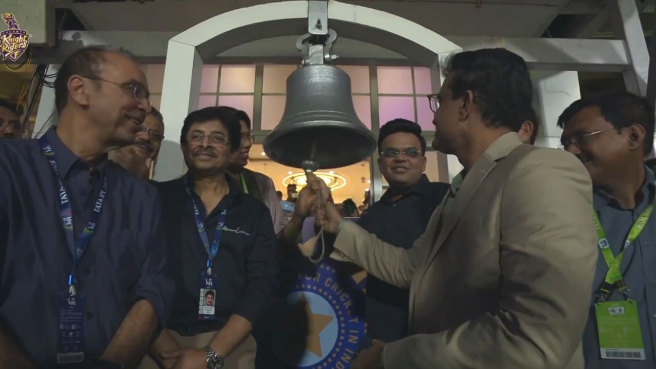 IPL 2025 Video: ఆ భారీ గంటను మోగించిన జైషా, గంగూలీ.. ఎందుకంటే? IPL 2025 Video: ఆ భారీ గంటను మోగించిన జైషా, గంగూలీ.. ఎందుకంటే?