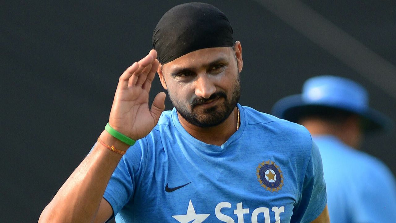 Champions Trophy 2025: ఆస్ట్రేలియాతో సెమీఫైనల్ మ్యాచ్పై హర్భజన్ కామెంట్స్.. అలాంటి ఛాన్స్ ఇవ్వకూడదంటూ.. Champions Trophy 2025: ఆస్ట్రేలియాతో సెమీఫైనల్ మ్యాచ్పై హర్భజన్ కామెంట్స్.. అలాంటి ఛాన్స్ ఇవ్వకూడదంటూ..