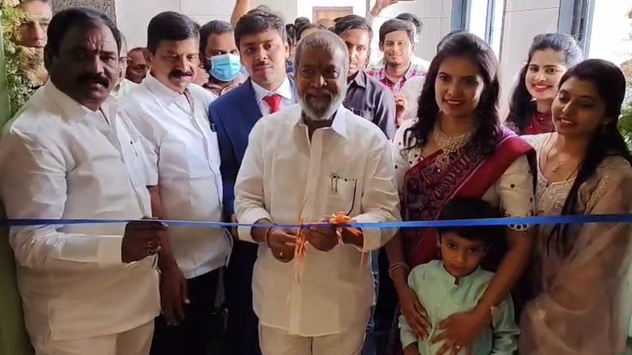 ప్రభుత్వ ఆస్పత్రుల్లో కూడా IVF కేంద్రాలు: మంత్రి దామోదర రాజనర్సింహ ప్రభుత్వ ఆస్పత్రుల్లో కూడా IVF కేంద్రాలు: మంత్రి దామోదర రాజనర్సింహ