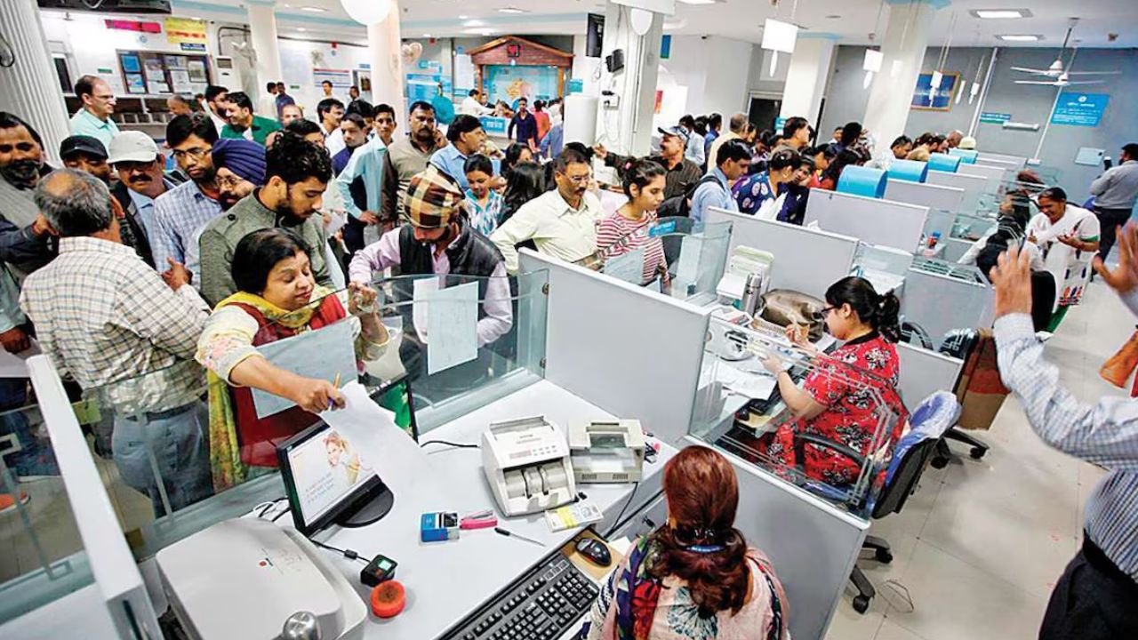 Jobs: సమయం లేదు మిత్రమా.. ఈ ఉద్యోగాలకు తుది గడువు ముగుస్తోంది.. వివరాలు చూడండి Jobs: సమయం లేదు మిత్రమా.. ఈ ఉద్యోగాలకు తుది గడువు ముగుస్తోంది.. వివరాలు చూడండి