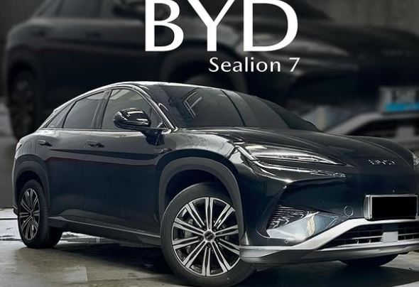 Bellamkonda Ganesh Buys BYD Sealion 7 Model Car in Hyderabad 
