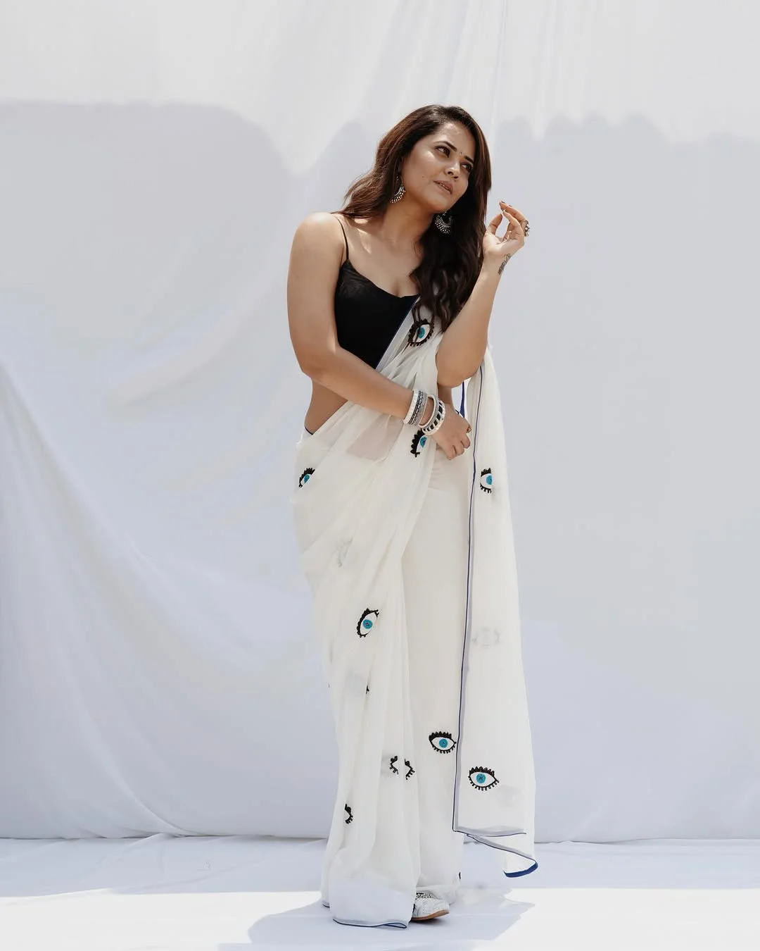 Anasuya Bharadwaj Holi Special Photos in White Saree