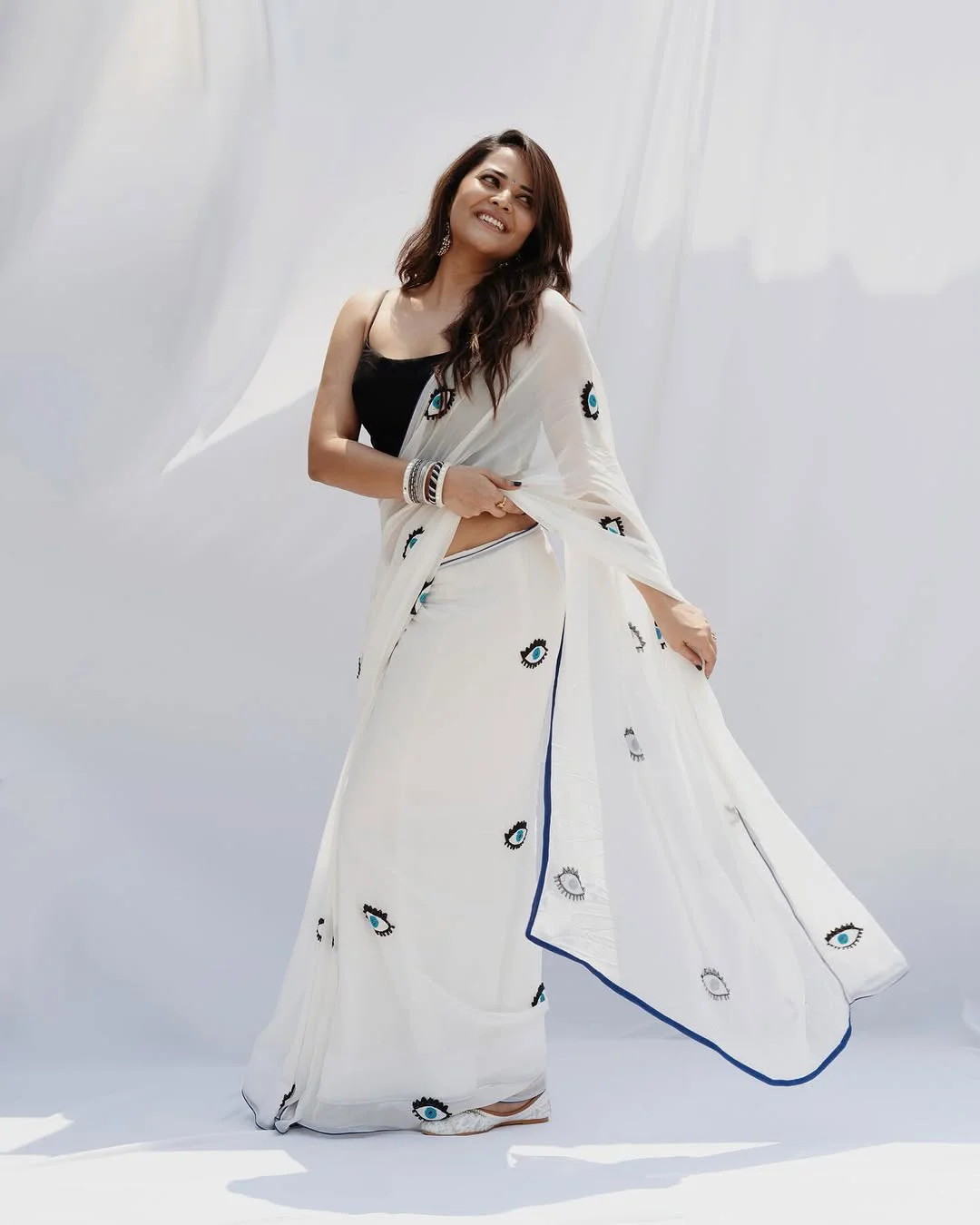 Anasuya Bharadwaj Holi Special Photos in White Saree