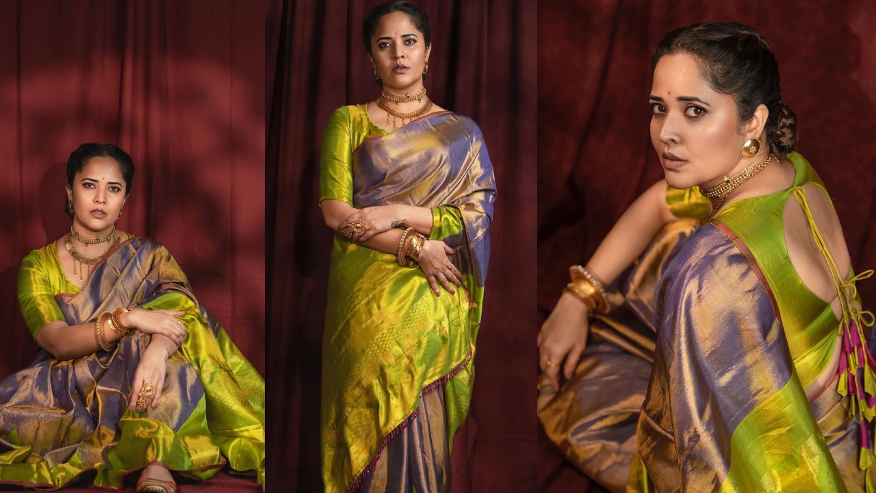 Anasuya Bharadwaj : ఇంత సీరియస్ లుక్స్ ఎందుకమ్మా.. చీరలో సీరియస్ గా చూస్తూ అనసూయ భరద్వాజ్ పోజులు..
