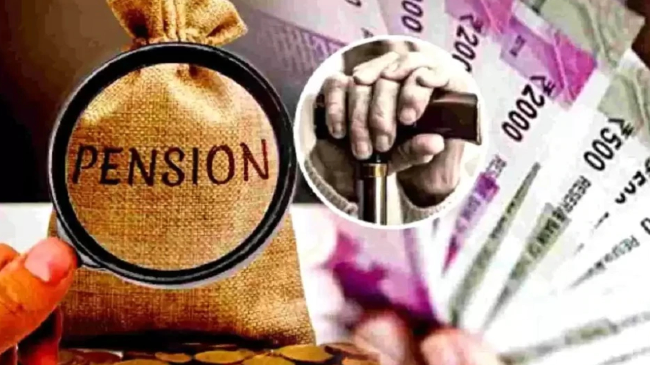 Atal Pension Yojana : ‘అటల్ పెన్షన్ స్కీమ్’తో అద్భుతమైన బెనిఫిట్స్.. ఇప్పుడే అప్లయ్ చేసుకోండి.. 60ఏళ్లు నిండాక నెలకు రూ. 5వేలు పెన్షన్..! Atal Pension Yojana : ‘అటల్ పెన్షన్ స్కీమ్’తో అద్భుతమైన బెనిఫిట్స్.. ఇప్పుడే అప్లయ్ చేసుకోండి.. 60ఏళ్లు నిండాక నెలకు రూ. 5వేలు పెన్షన్..!