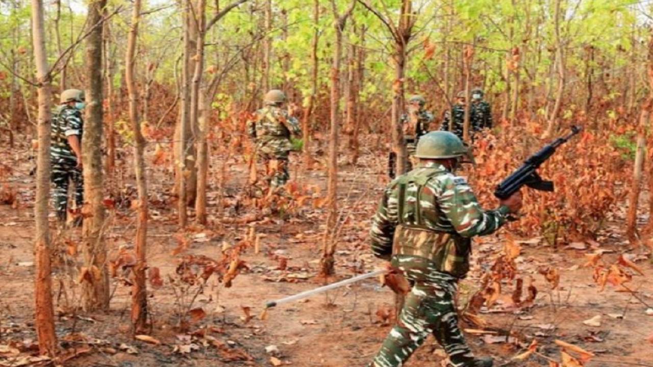 Encounter: ఛత్తీస్గఢ్ సుక్మా జిల్లాలో భారీ ఎన్కౌంటర్.. 20మంది మావోలు మృతి Encounter: ఛత్తీస్గఢ్ సుక్మా జిల్లాలో భారీ ఎన్కౌంటర్.. 20మంది మావోలు మృతి