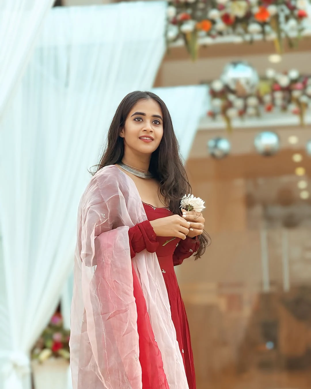 Deepthi Sunaina Latest Photos
