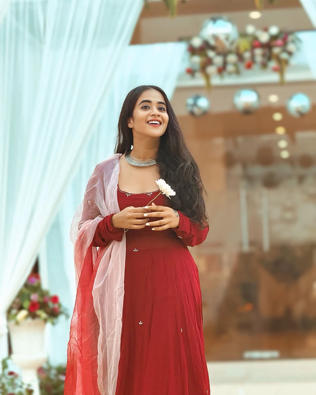 Deepthi Sunaina Latest Photos