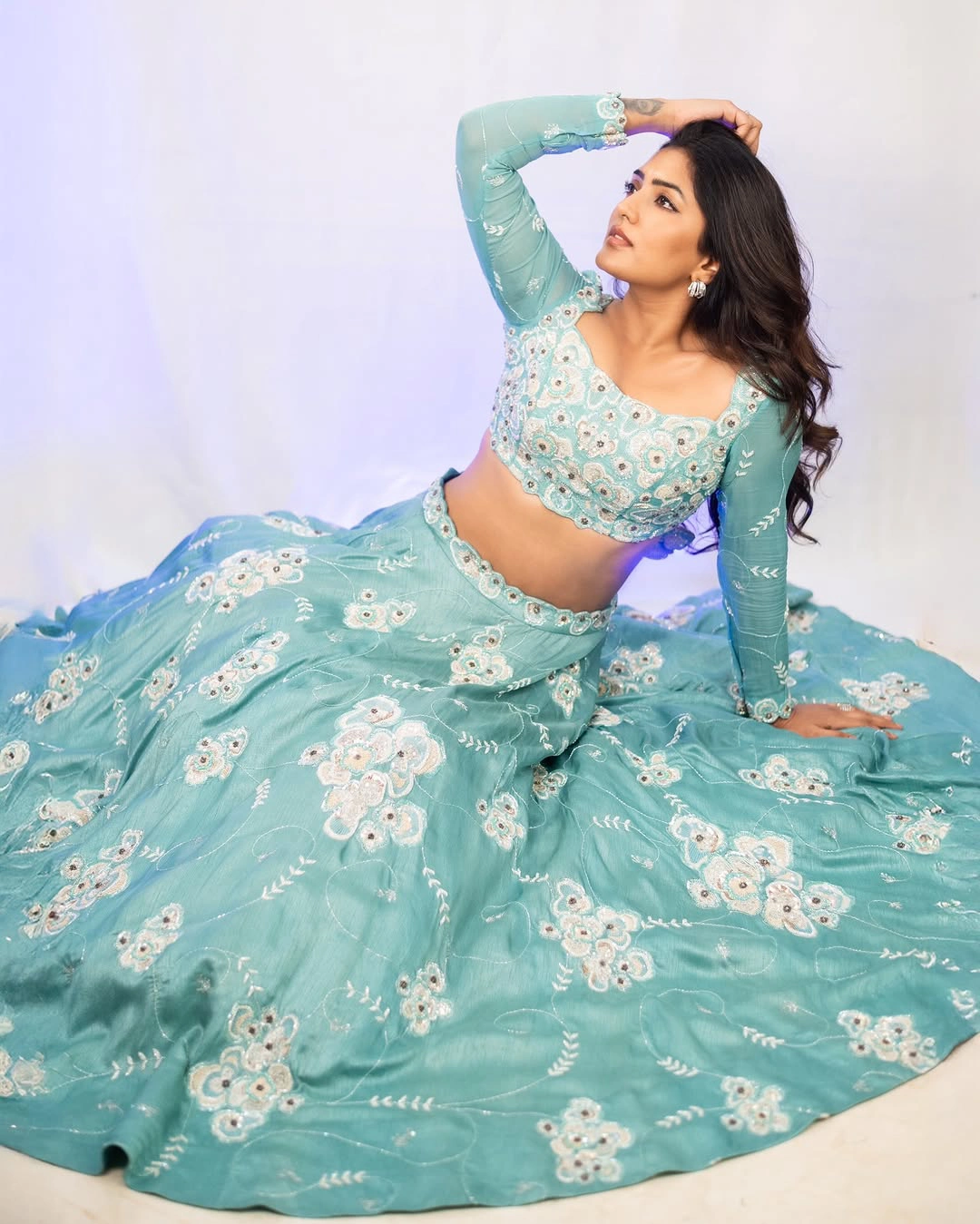 Eesha Rebba Stunning with Her Beauty