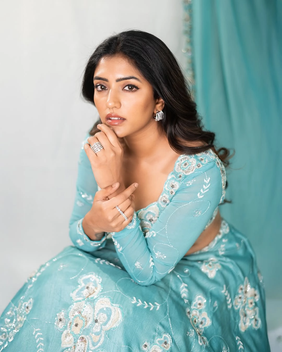 Eesha Rebba Stunning with Her Beauty