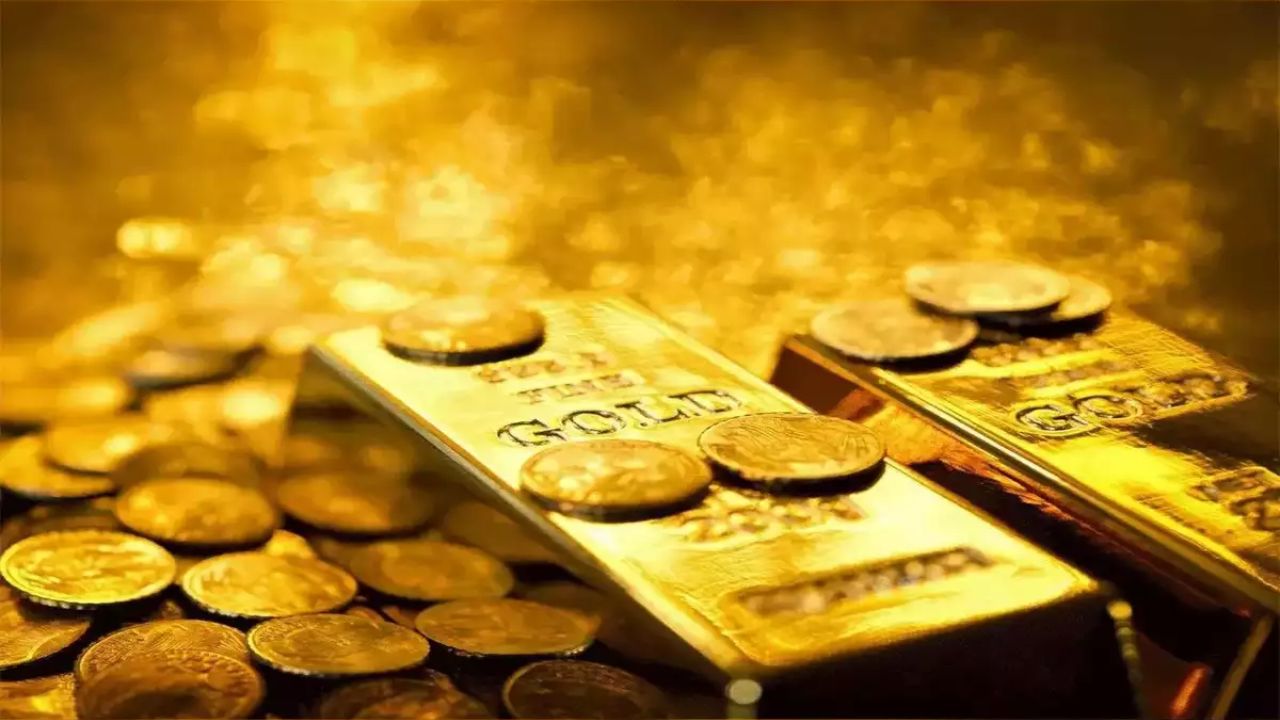 Gold Price: 5 రోజుల తర్వాత మళ్లీ పెరిగిన బంగారం ధర.. తెలుగు రాష్ట్రాల్లో రేట్లు ఎలా ఉన్నాయంటే? Gold Price: 5 రోజుల తర్వాత మళ్లీ పెరిగిన బంగారం ధర.. తెలుగు రాష్ట్రాల్లో రేట్లు ఎలా ఉన్నాయంటే?