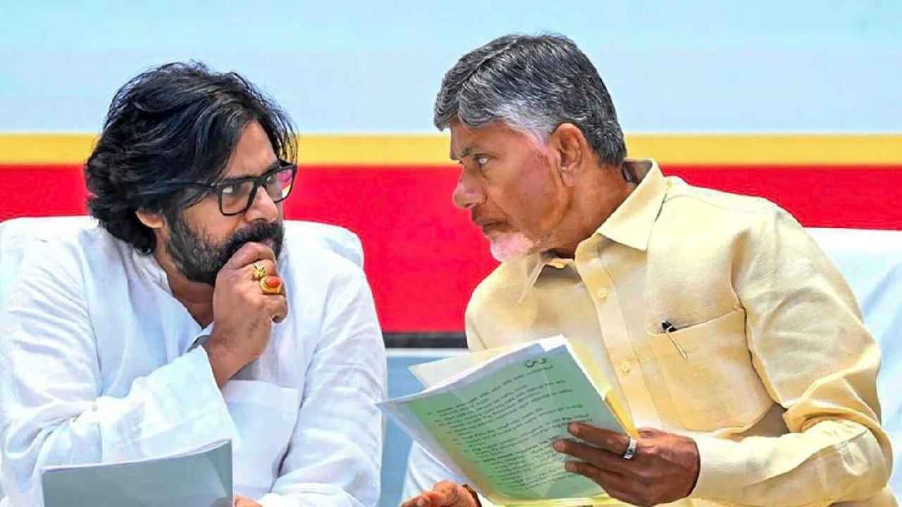 Gossip Garage : ఎమ్మెల్సీ హీట్.. నాగబాబుకు లైన్ క్లియర్.. టీడీపీకి మిగిలేవి ఎన్ని? బీజేపీ ట్విస్ట్ ఇస్తుందా.. Gossip Garage : ఎమ్మెల్సీ హీట్.. నాగబాబుకు లైన్ క్లియర్.. టీడీపీకి మిగిలేవి ఎన్ని? బీజేపీ ట్విస్ట్ ఇస్తుందా..