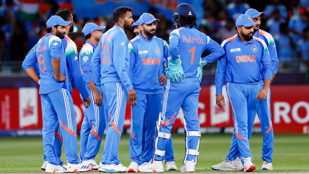 Champions Trophy: అయ్యో.. ఫైనల్ మ్యాచ్ ఆదివారం జరుగుతుంది.. ఓడిపోతామేమో.. ఫ్యాన్స్లో ఫోబియా ఎందుకంటే? Champions Trophy: అయ్యో.. ఫైనల్ మ్యాచ్ ఆదివారం జరుగుతుంది.. ఓడిపోతామేమో.. ఫ్యాన్స్లో ఫోబియా ఎందుకంటే?