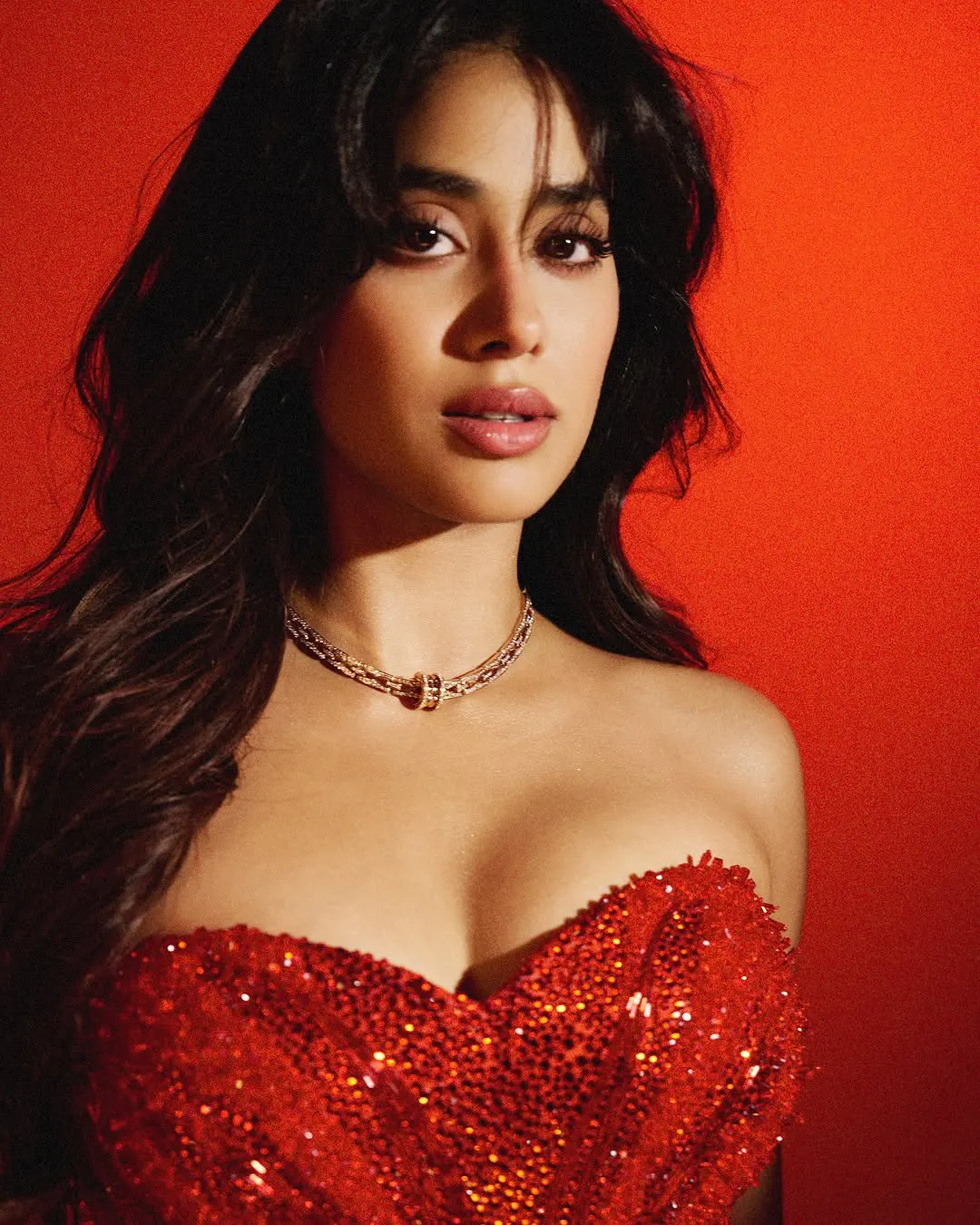 Janhvi Kapoor Sizzling Poses in Red Dress
