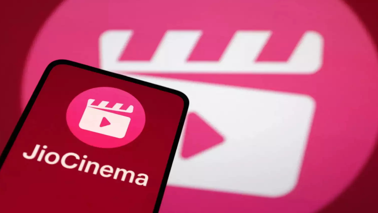 JioCinema Subscription : జియో ప్రీపెయిడ్ యూజర్లకు బ్యాడ్ న్యూస్.. ఇక నుంచి.. JioCinema Subscription : జియో ప్రీపెయిడ్ యూజర్లకు బ్యాడ్ న్యూస్.. ఇక నుంచి..