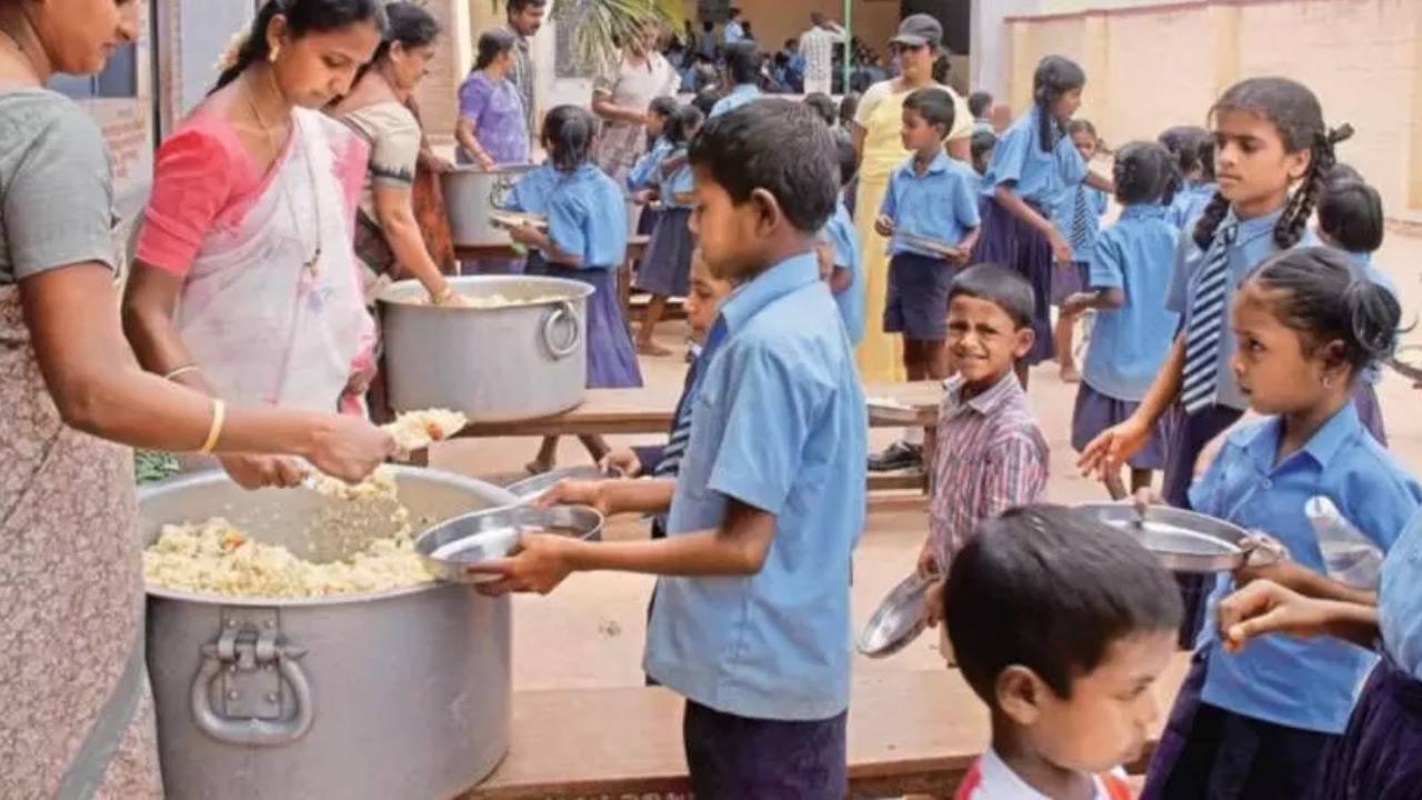 Telangana: తెలంగాణ ప్రభుత్వం కీలక నిర్ణయం.. వాళ్లకు గుడ్న్యూస్.. ఇక నుంచి బిల్లులు సకాలంలో.. Telangana: తెలంగాణ ప్రభుత్వం కీలక నిర్ణయం.. వాళ్లకు గుడ్న్యూస్.. ఇక నుంచి బిల్లులు సకాలంలో..
