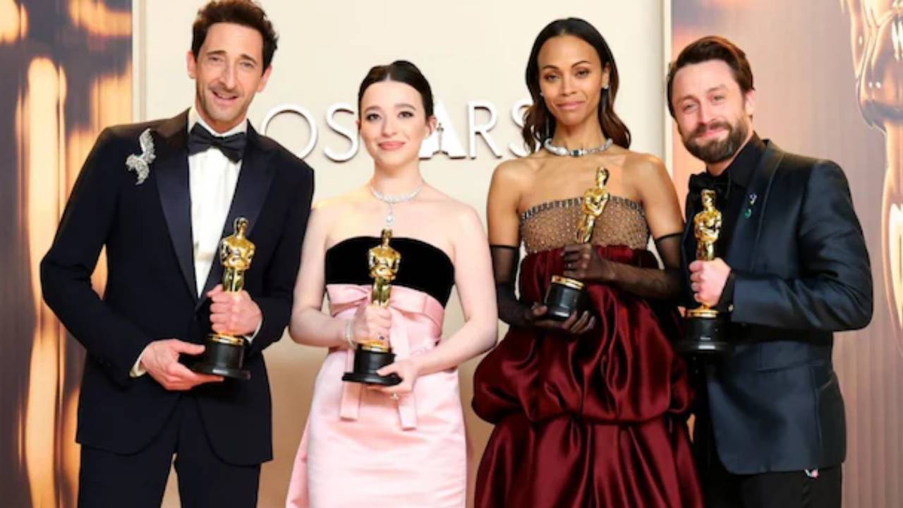 Oscar Awards 2025 Winners List : ఆస్కార్-2025 విజేతలు వీరే.. ఉత్తమ నటుడుగా అడ్రియన్, ఉత్తమ నటిగా మైకీ.. Oscar Awards 2025 Winners List : ఆస్కార్-2025 విజేతలు వీరే.. ఉత్తమ నటుడుగా అడ్రియన్, ఉత్తమ నటిగా మైకీ..