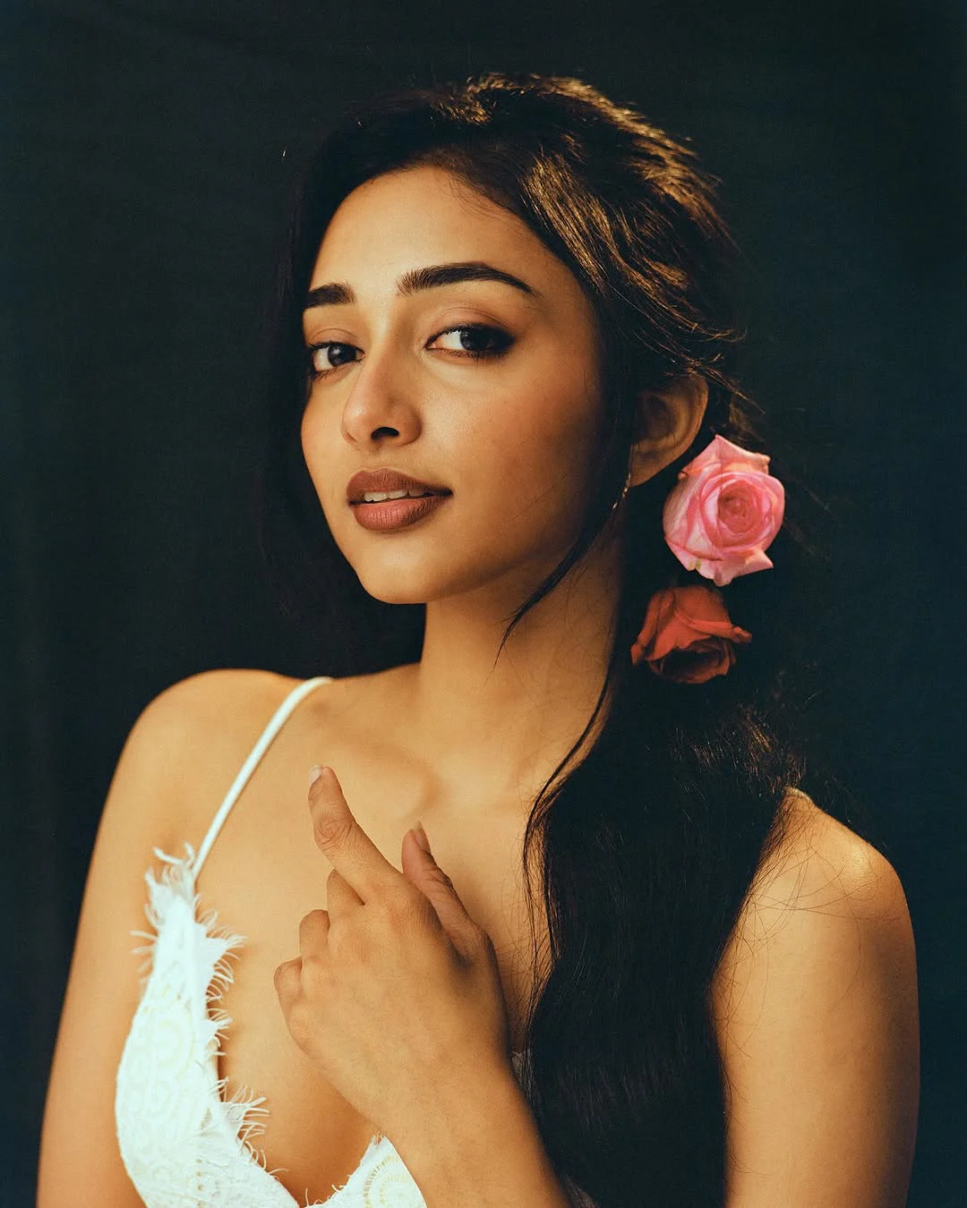 Preity Mukhundhan Stunning Looks