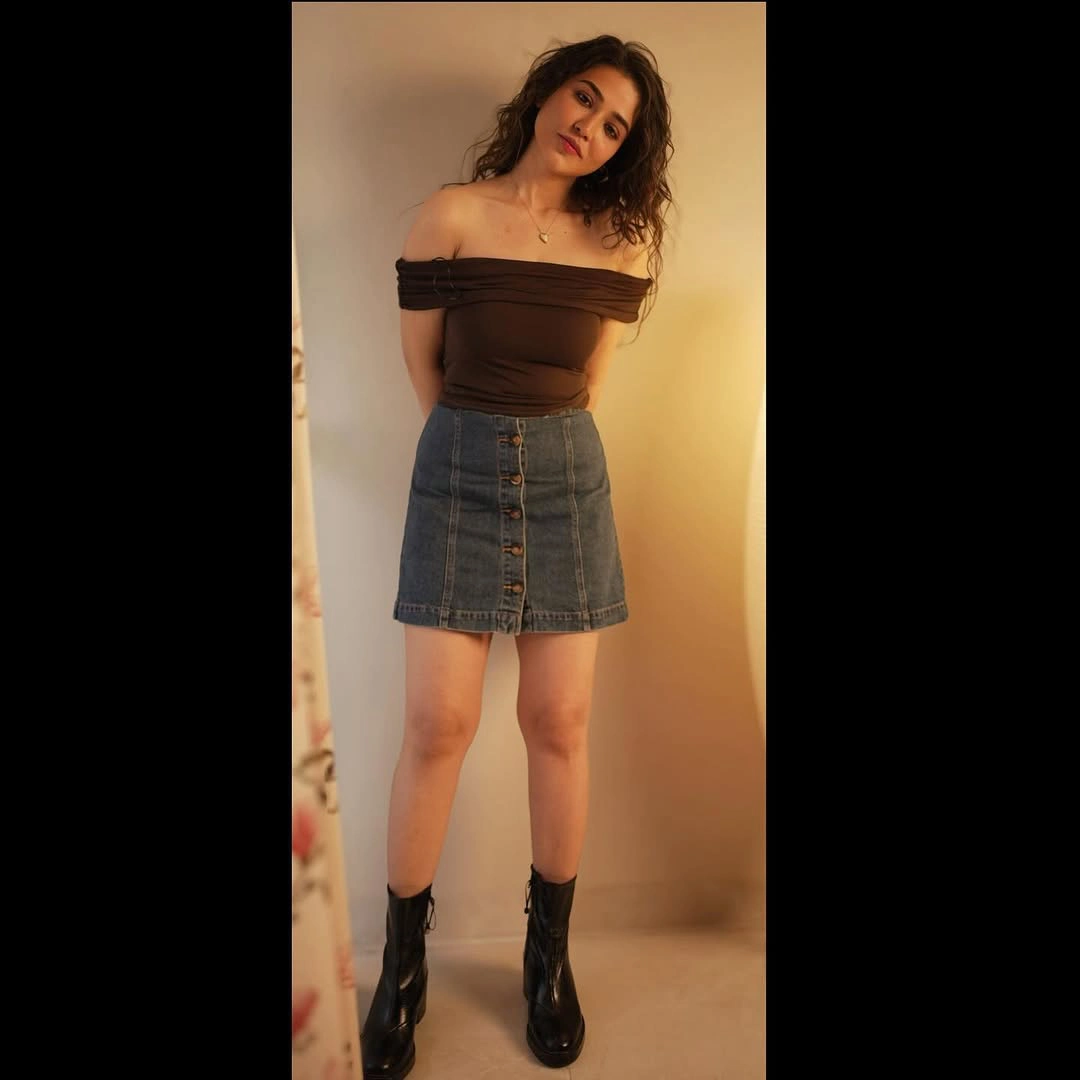 Priyanka Jawalkar Latest Photos in Skirt