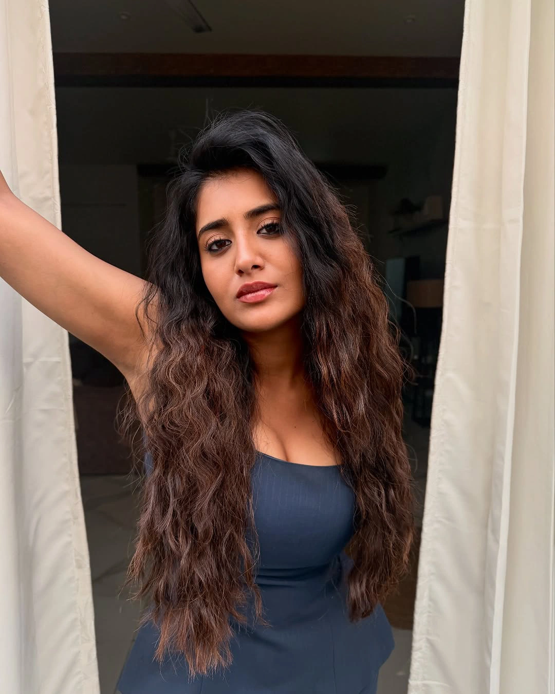 Rashi Singh Shows her Hair Beauty