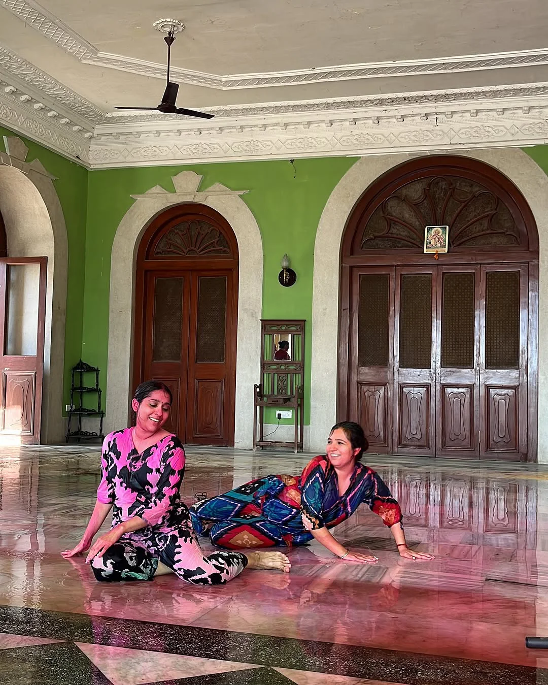 Anchor Rashmi Gautam Holi Celebrations