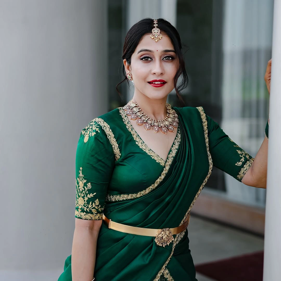 Regena Cassandrra Ugadi Special Traditional Photos