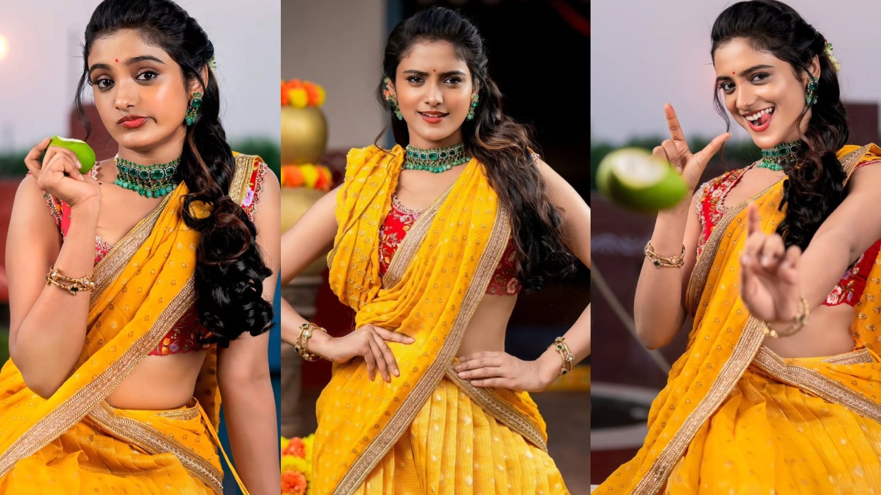 Roopa Koduvayur : మామిడికాయ కొరుకుతూ.. అందంతో.. అల్లరితో.. రూప కొడువాయూర్ ఉగాది ఫొటోలు..