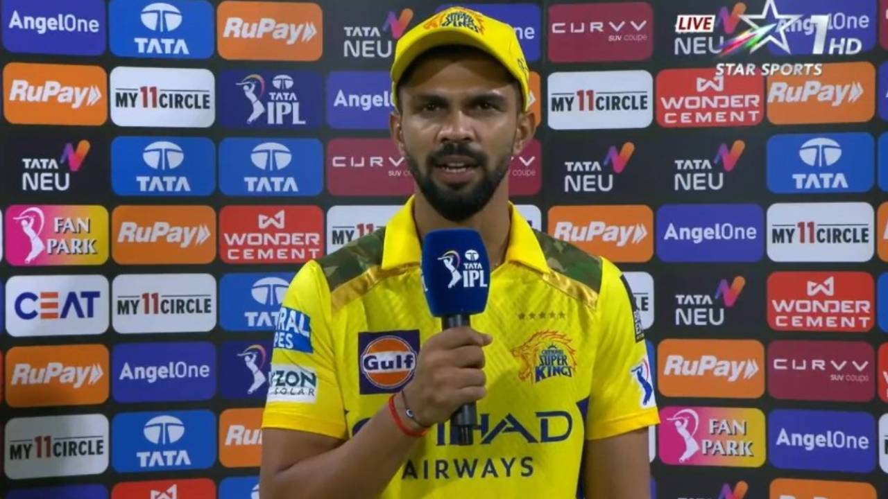 CSK vs RCB : ఆర్సీబీ చేతిలో ఓటమి.. చెన్నై కెప్టెన్ రుతురాజ్ వింత వ్యాఖ్యలు.. సంతోషంగా ఉంది.. CSK vs RCB : ఆర్సీబీ చేతిలో ఓటమి.. చెన్నై కెప్టెన్ రుతురాజ్ వింత వ్యాఖ్యలు.. సంతోషంగా ఉంది..