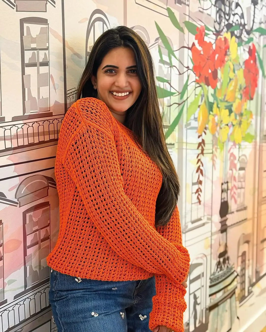 Sravanthi Chokarapu Enjoying Vacation in Dubai