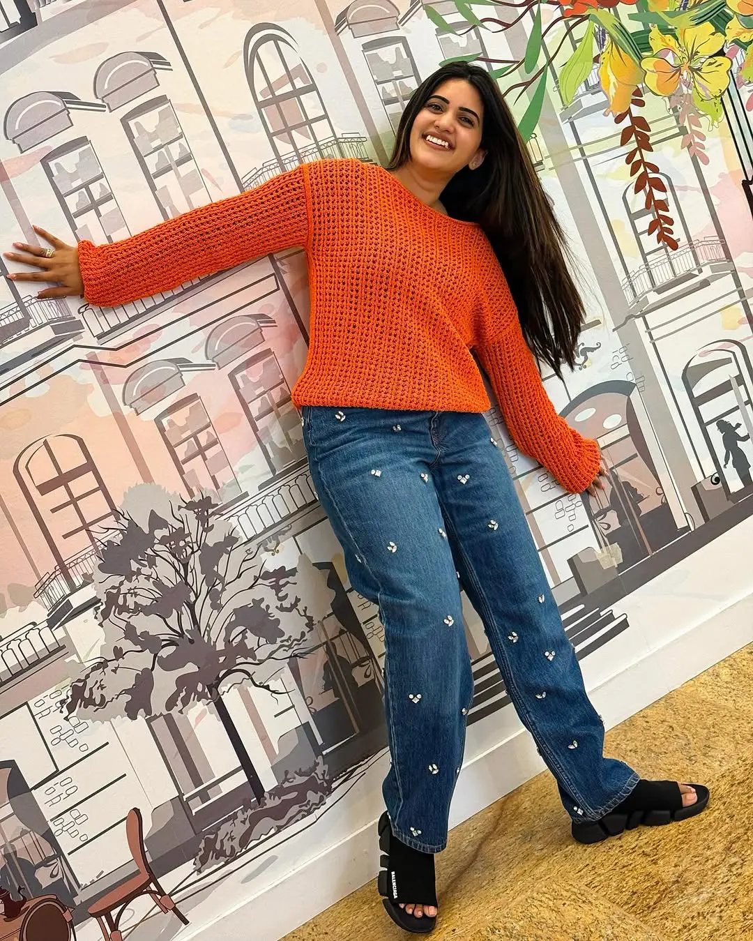 Sravanthi Chokarapu Enjoying Vacation in Dubai