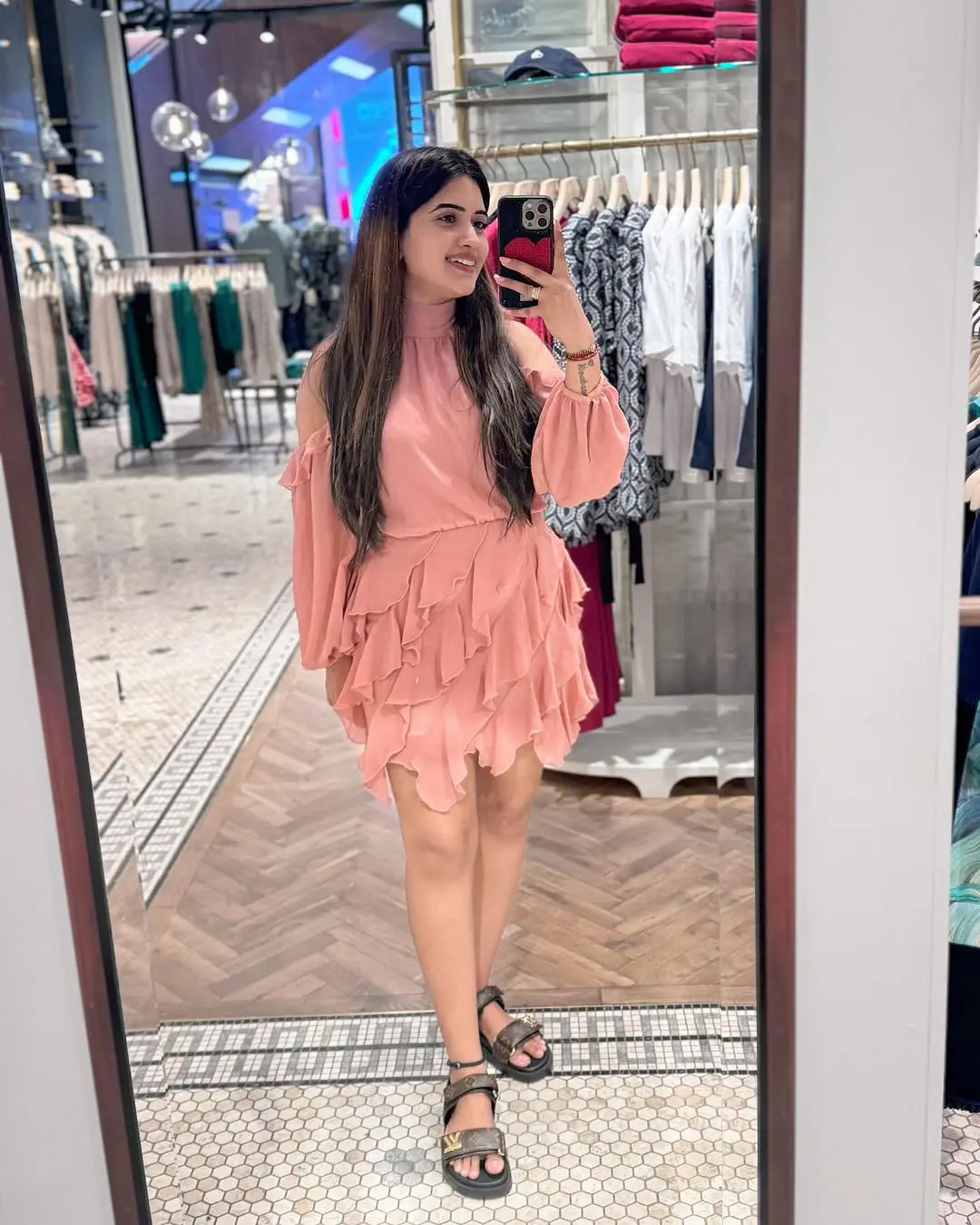 Sravanthi Chokarapu Enjoying Vacation in Dubai