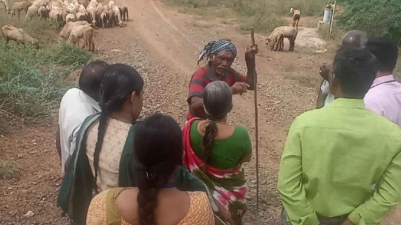 Tragedy Story : అయ్యో పాపం.. టీ తాగుదామని రైలు దిగాడు, 20 ఏళ్లు నరకం చూశాడు.. ఓ వ్యక్తి దీనగాథ.. Tragedy Story : అయ్యో పాపం.. టీ తాగుదామని రైలు దిగాడు, 20 ఏళ్లు నరకం చూశాడు.. ఓ వ్యక్తి దీనగాథ..