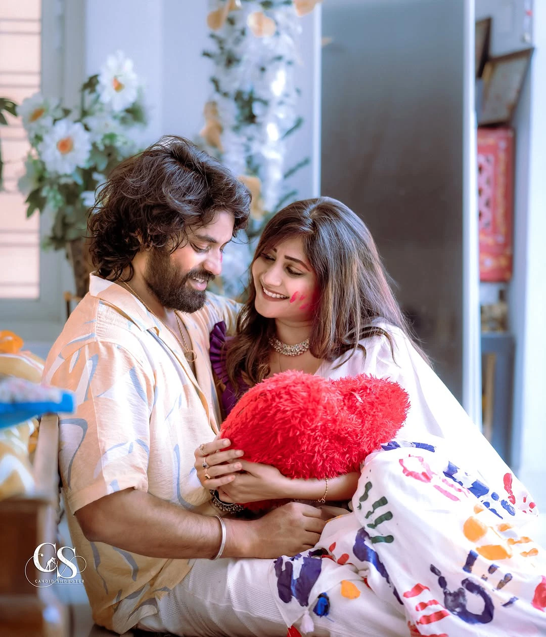 Bigg Boss Fame Vasanthi Krishnan Shares Cute Holi Photos with her Husband Pawan Kalyan