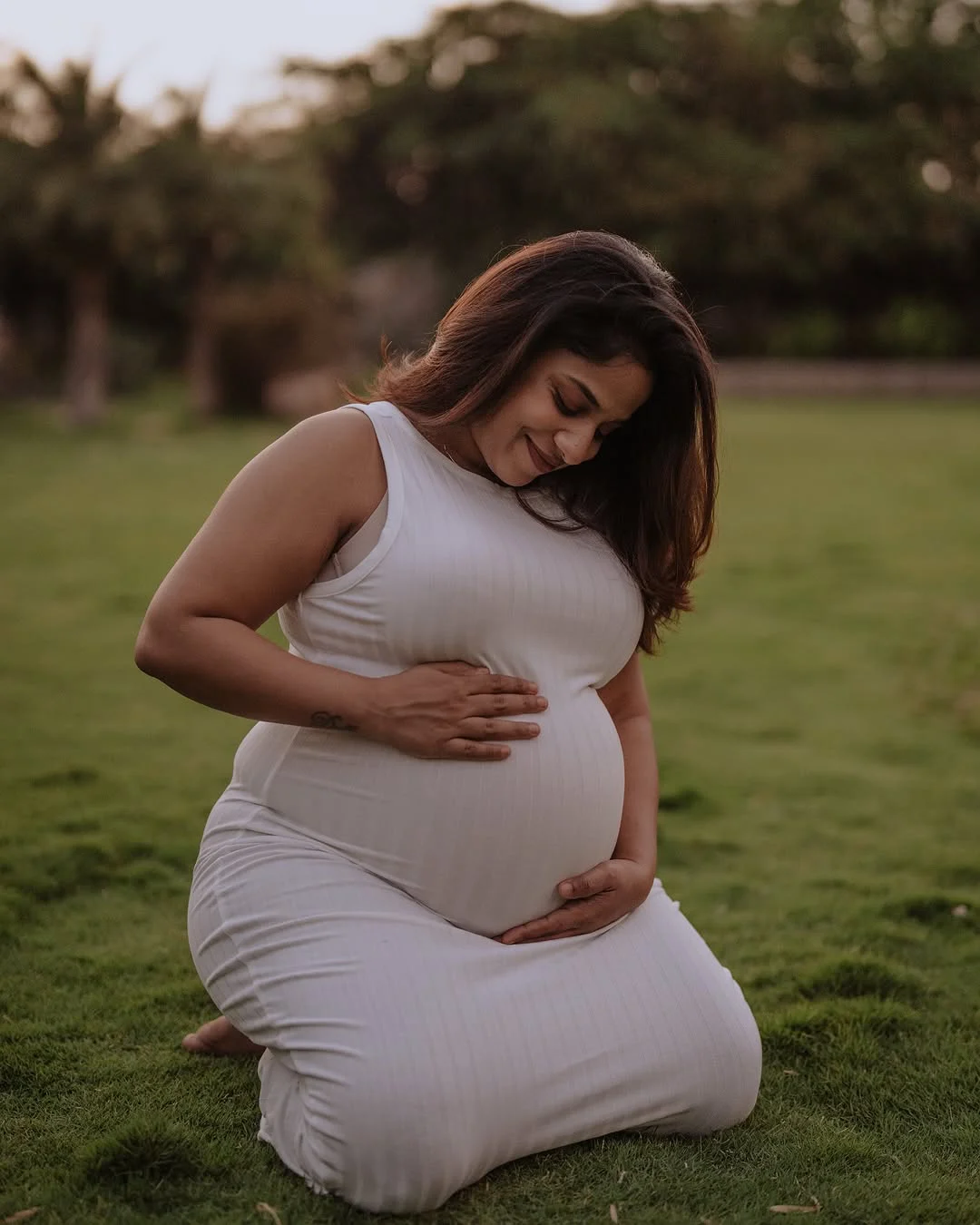 Youtuber Mahathalli Jahnavi Dasetty Baby Bump Photos