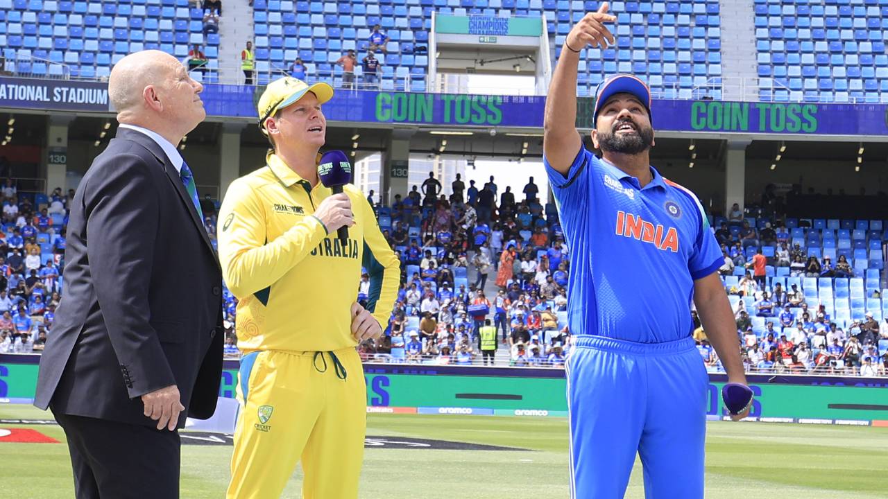 IND vs AUS : టాస్ గెలిచి బ్యాటింగ్ ఎంచుకున్న ఆసీస్.. ఓడిపోవడం మంచిదే అన్న రోహిత్ శర్మ.. IND vs AUS : టాస్ గెలిచి బ్యాటింగ్ ఎంచుకున్న ఆసీస్.. ఓడిపోవడం మంచిదే అన్న రోహిత్ శర్మ..