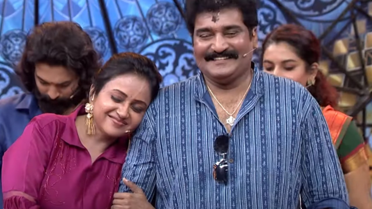 Chef Mantra : ‘ఆహా’ చెఫ్ మంత్ర ప్రాజెక్ట్ K ఎపిసోడ్ 2 ప్రోమో వచ్చేసింది.. సుమ – రాజీవ్ వెడ్డింగ్ యానివర్సరీతో ఫుల్ కామెడీ.. Chef Mantra : ‘ఆహా’ చెఫ్ మంత్ర ప్రాజెక్ట్ K ఎపిసోడ్ 2 ప్రోమో వచ్చేసింది.. సుమ – రాజీవ్ వెడ్డింగ్ యానివర్సరీతో ఫుల్ కామెడీ..