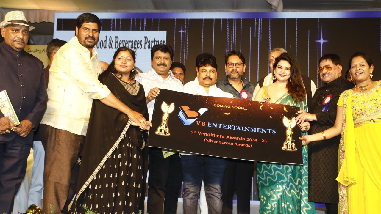 Digital Media Awards : VB ఎంటర్టైన్మెంట్స్ డిజిటల్ మీడియా అవార్డ్స్ 2025.. Digital Media Awards : VB ఎంటర్టైన్మెంట్స్ డిజిటల్ మీడియా అవార్డ్స్ 2025..