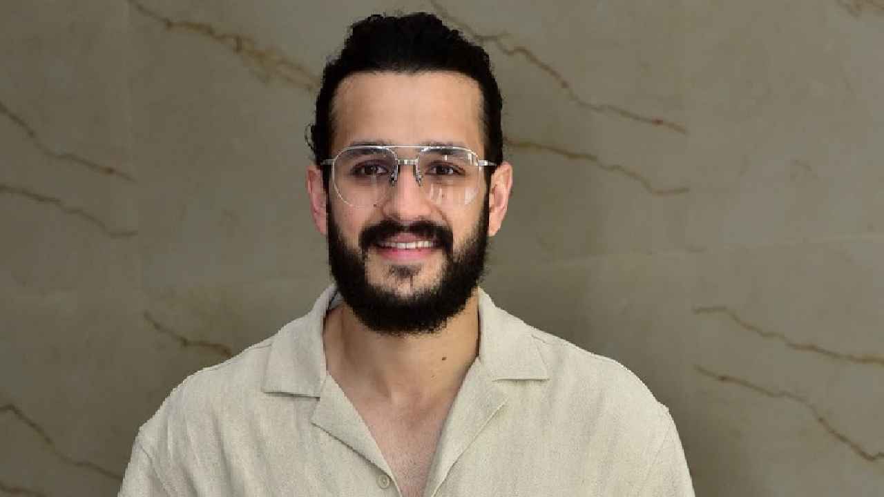 Akhil Akkineni Movie : అఖిల్ అక్కినేని మూవీ బిగ్ అప్ డేట్.. టైటిల్, ఫస్ట్ లుక్ ఆ రోజే! Akhil Akkineni Movie : అఖిల్ అక్కినేని మూవీ బిగ్ అప్ డేట్.. టైటిల్, ఫస్ట్ లుక్ ఆ రోజే!