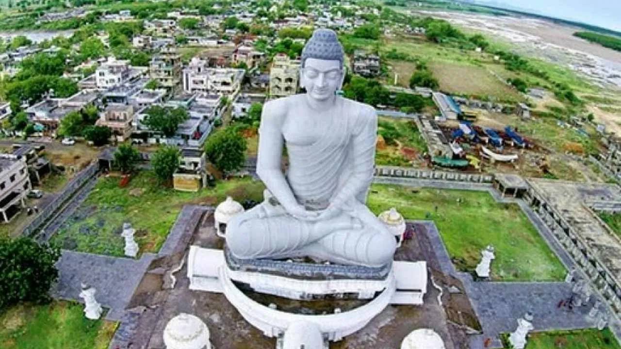 అమరావతిలో మళ్లీ భూసమీకరణ.. రాజధాని కోసం మరో 30వేల ఎకరాలు.. అమరావతిలో మళ్లీ భూసమీకరణ.. రాజధాని కోసం మరో 30వేల ఎకరాలు..