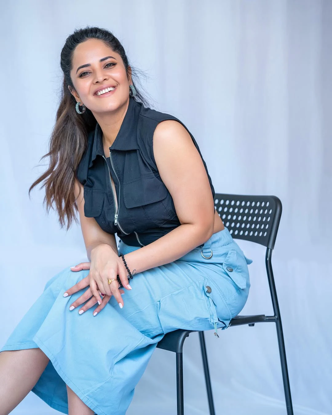 Anasuya Bharadwaj Stylish Looks in Modern Dresses