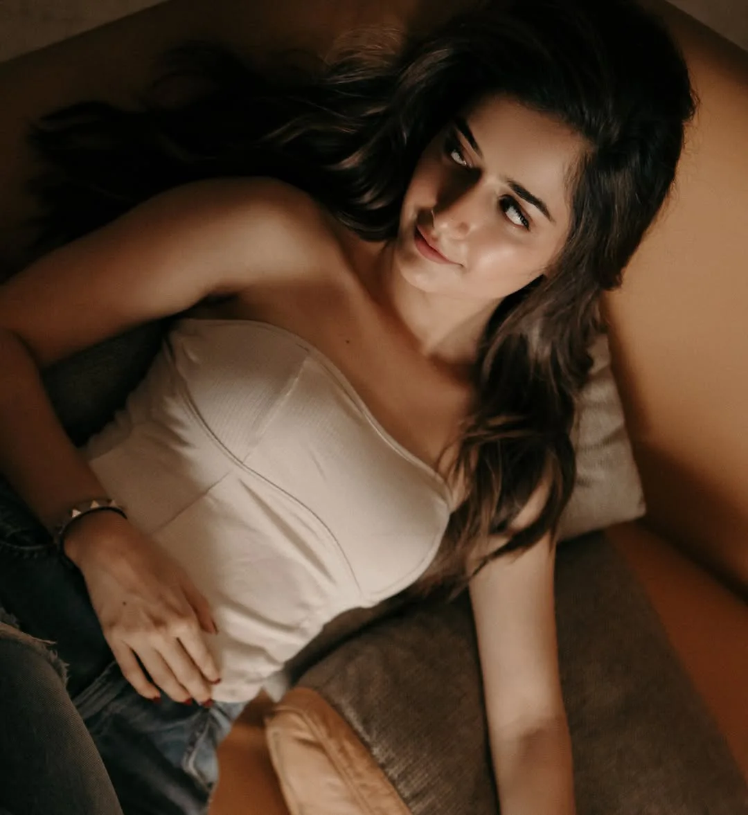 Ashika Ranganath Adorable Looks