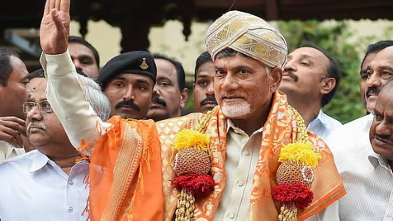 Chandra Babu Birthday: సీఎం చంద్రబాబు నాయుడుకు పుట్టినరోజు శుభాకాంక్షల వెల్లువ.. ప్రధాని మోదీ, జగన్ సహా.. Chandra Babu Birthday: సీఎం చంద్రబాబు నాయుడుకు పుట్టినరోజు శుభాకాంక్షల వెల్లువ.. ప్రధాని మోదీ, జగన్ సహా..