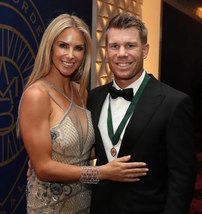 David Warner Shares Photos with his Wife on 10th Wedding Anniversary