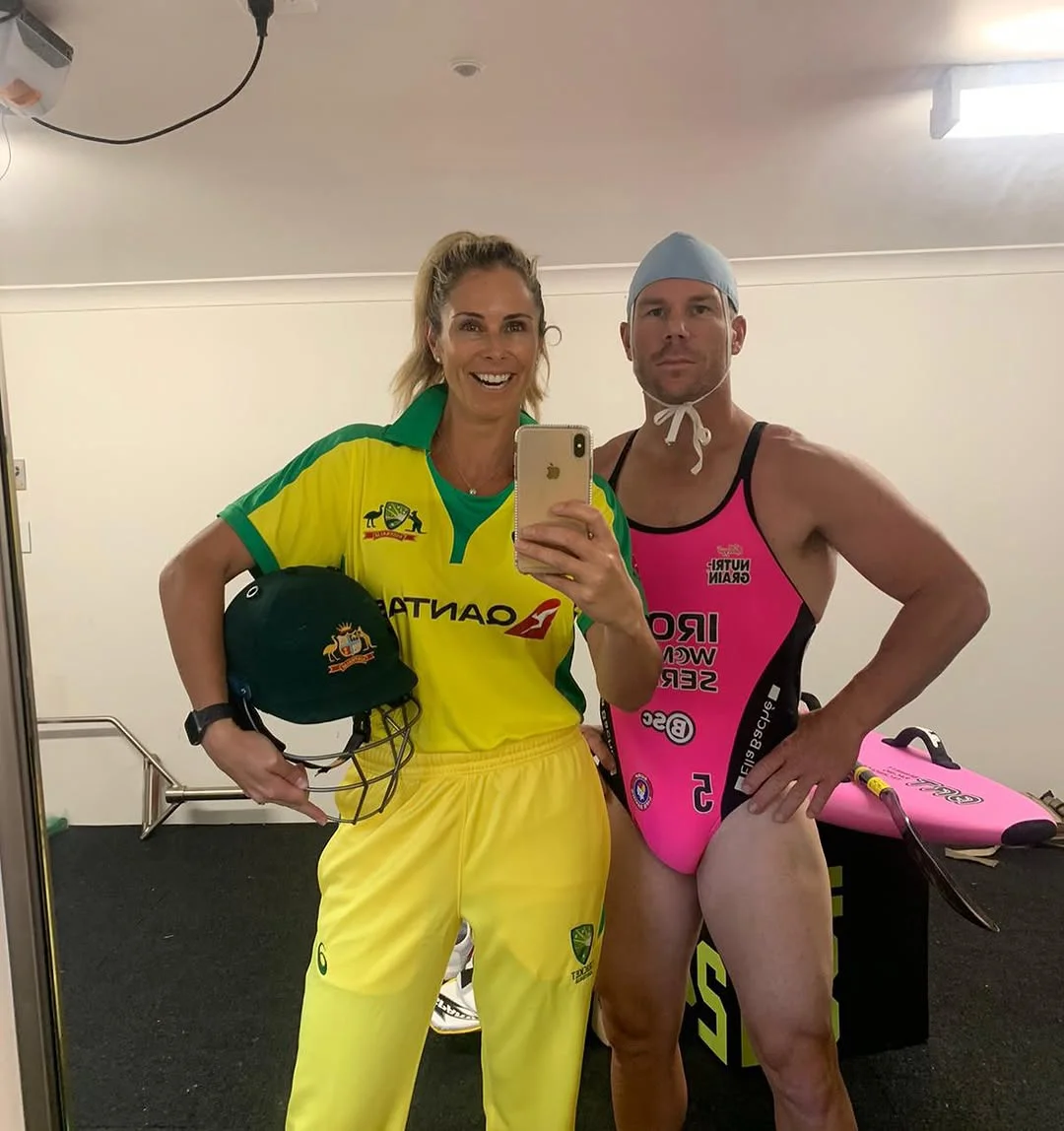 David Warner Shares Photos with his Wife on 10th Wedding Anniversary