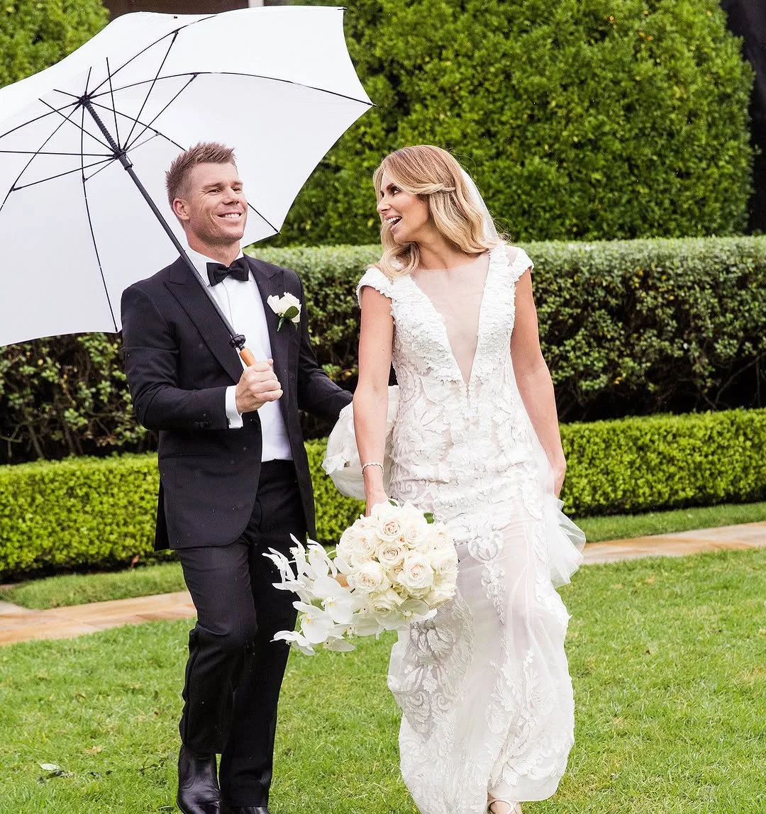 David Warner Shares Photos with his Wife on 10th Wedding Anniversary