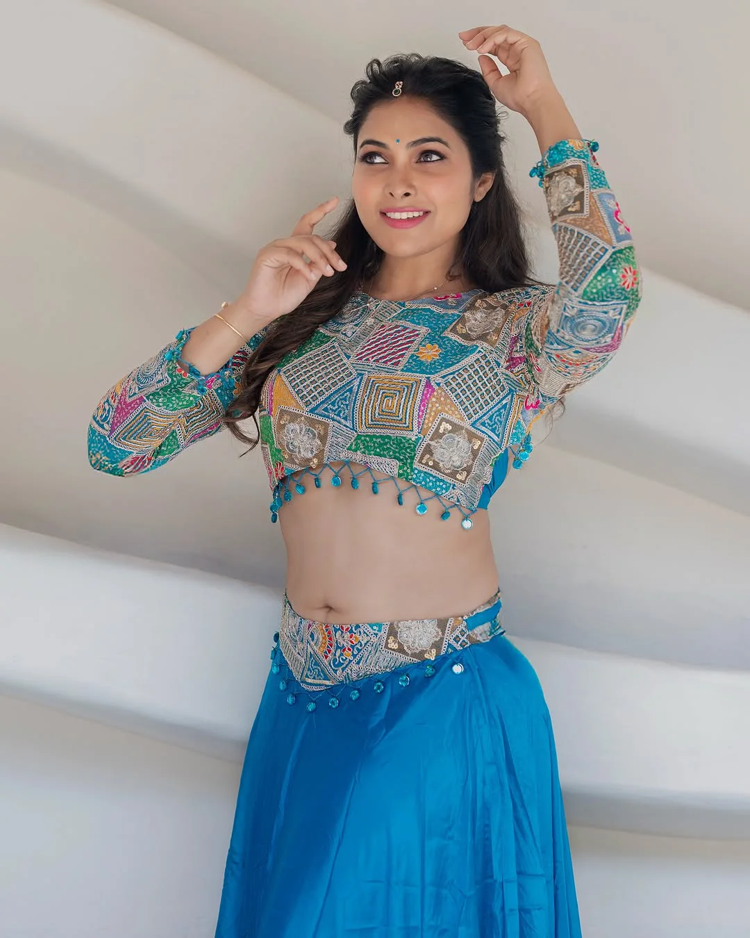 Divi Shows her Beauty