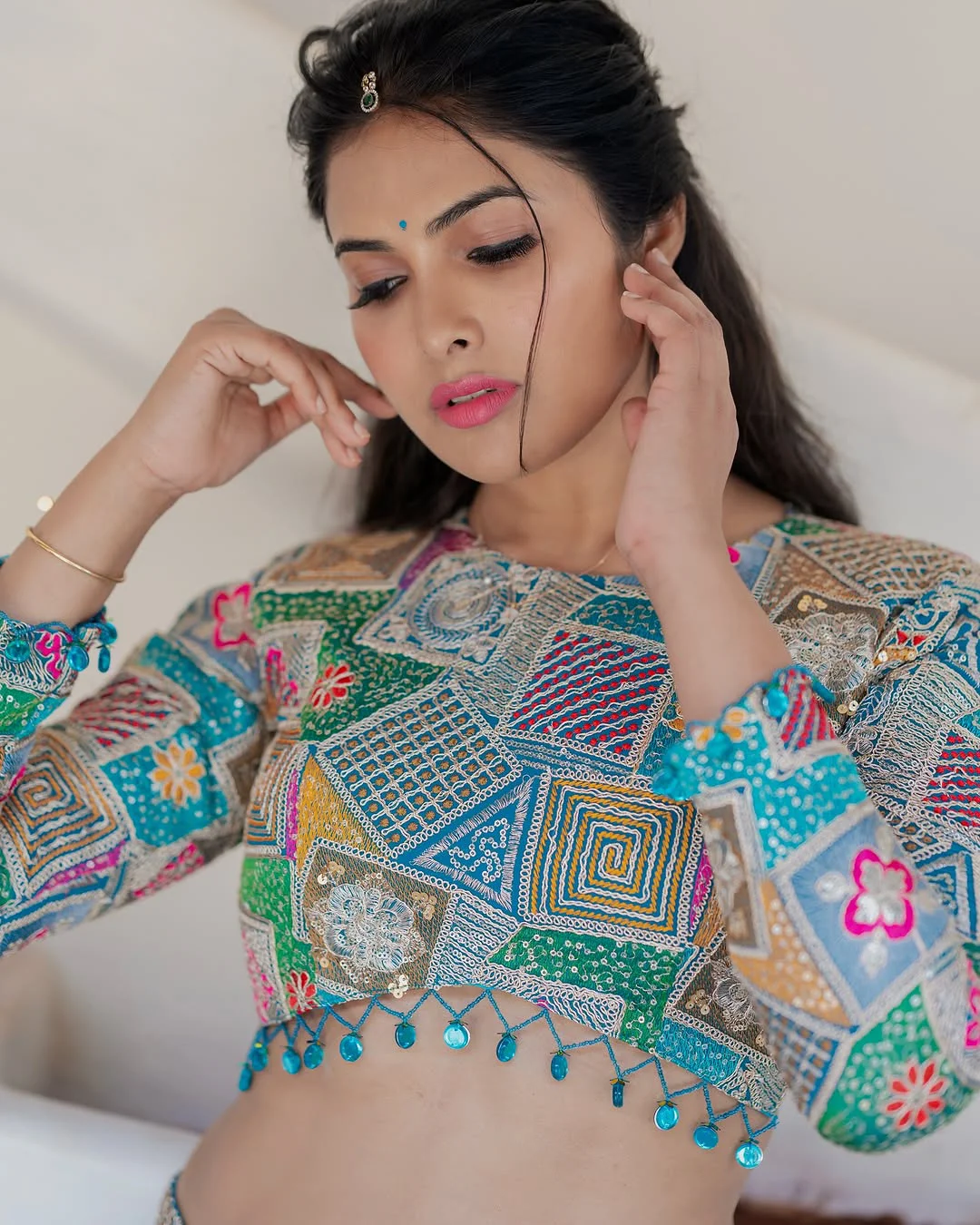 Divi Shows her Beauty
