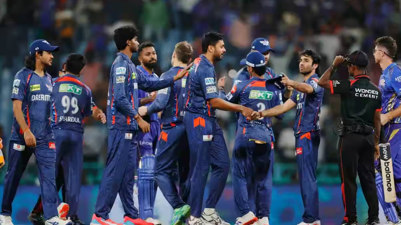 LSG vs MI : గెలుపు జోష్లో ఉన్న లక్నోకు డబుల్ షాక్.. పంత్ను వెంటాడుతున్న దురదృష్టం.! LSG vs MI : గెలుపు జోష్లో ఉన్న లక్నోకు డబుల్ షాక్.. పంత్ను వెంటాడుతున్న దురదృష్టం.!